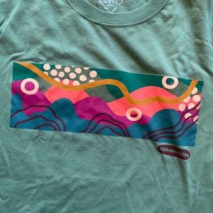 Nwt L Latino heritage month tshirt reinavsreina